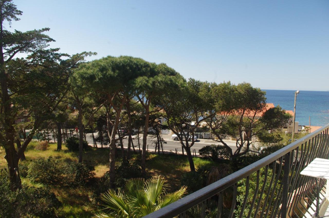 Hotel Almanarre Plage - Hotel Eco-Responsable Face A La Mer Hyeres Bagian luar foto
