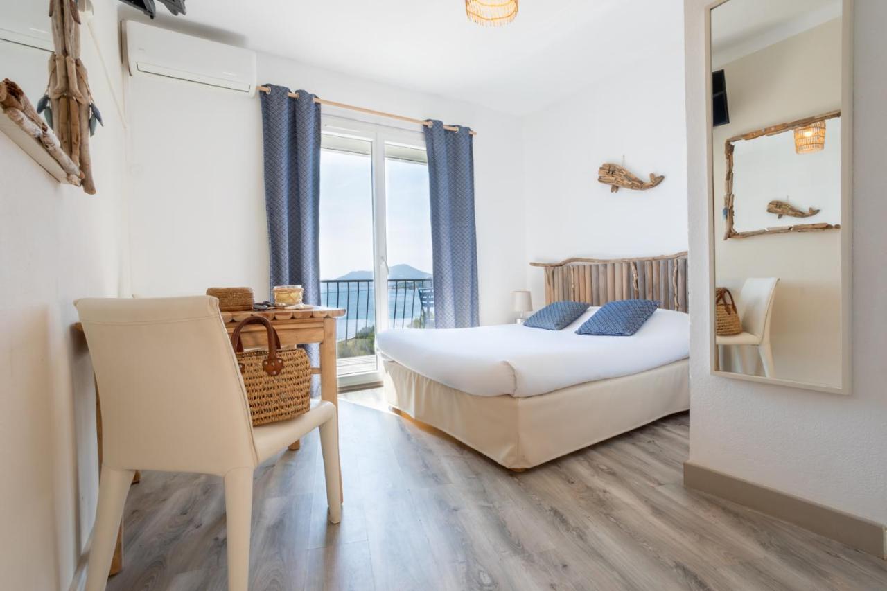 Hotel Almanarre Plage - Hotel Eco-Responsable Face A La Mer Hyeres Bagian luar foto