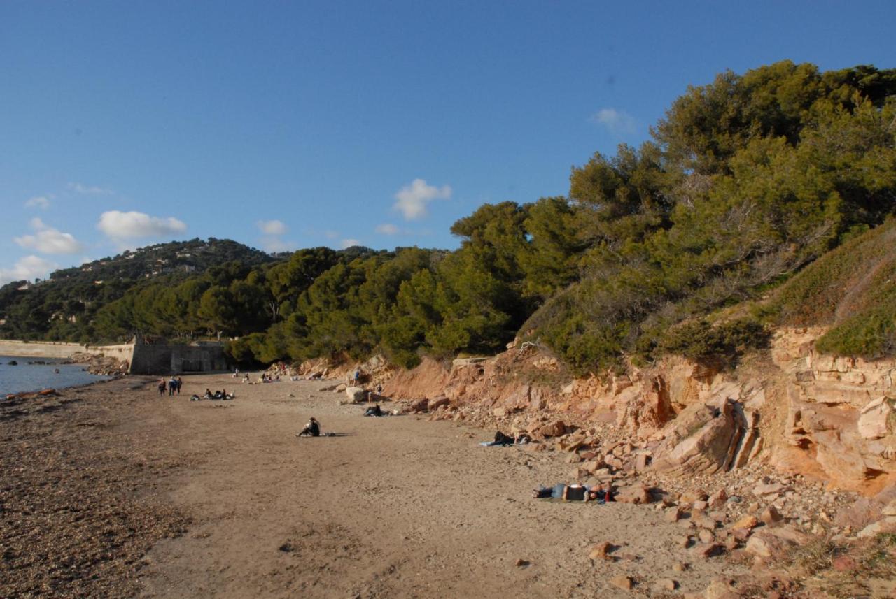 Hotel Almanarre Plage - Hotel Eco-Responsable Face A La Mer Hyeres Bagian luar foto